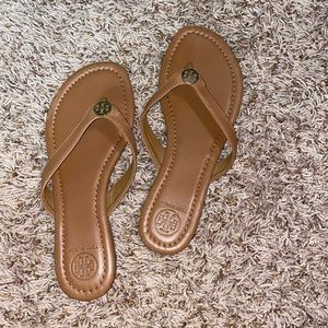 Tory Burch Flip Flops!! size 7.5